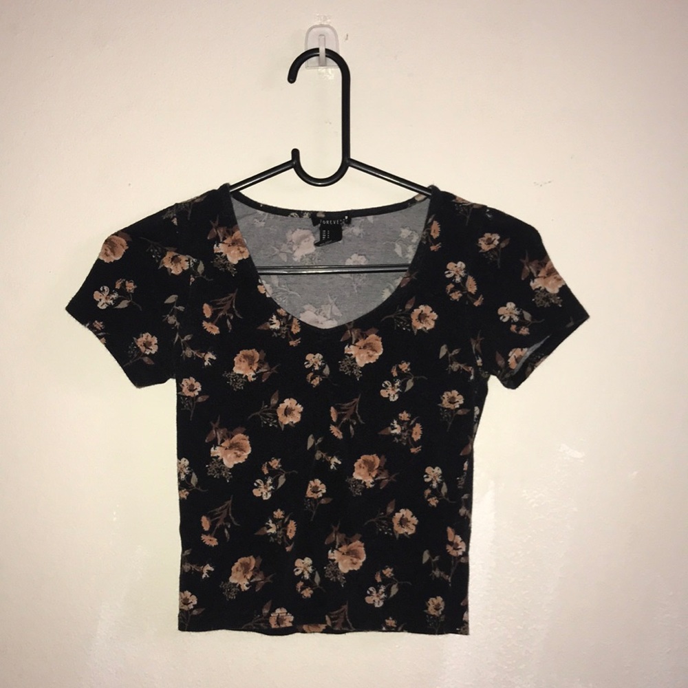 FOREVER 21 Floral Crop Top